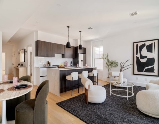 30-32 Condor St, Boston, Massachusetts, 2 Bedrooms Bedrooms, 4 Rooms Rooms,2.5 BathroomsBathrooms,Residential,For Sale,Condor St,73516602