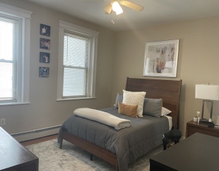 1677 Commonwealth Ave, Boston, Massachusetts, 1 Bedroom Bedrooms, 3 Rooms Rooms,1 BathroomBathrooms,Residential Lease,For Rent,Commonwealth Ave,73516835