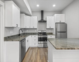 187 Neponset Ave, Boston, Massachusetts, 4 Bedrooms Bedrooms, 5 Rooms Rooms,2 BathroomsBathrooms,Residential Lease,For Rent,Neponset Ave,73516840