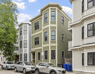15 Howell St, Boston, Massachusetts, 3 Bedrooms Bedrooms, 6 Rooms Rooms,2 BathroomsBathrooms,Residential,For Sale,Howell St,73516853