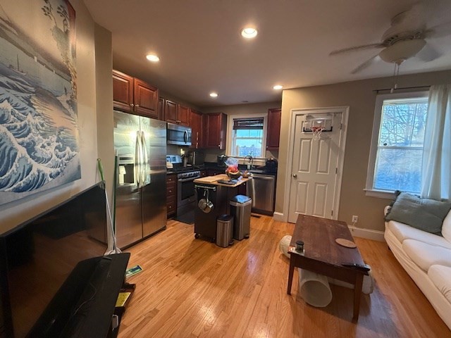 16 Lawn, Boston, Massachusetts, 2 Bedrooms Bedrooms, 4 Rooms Rooms,1 BathroomBathrooms,Residential Lease,For Rent,Lawn,73516876