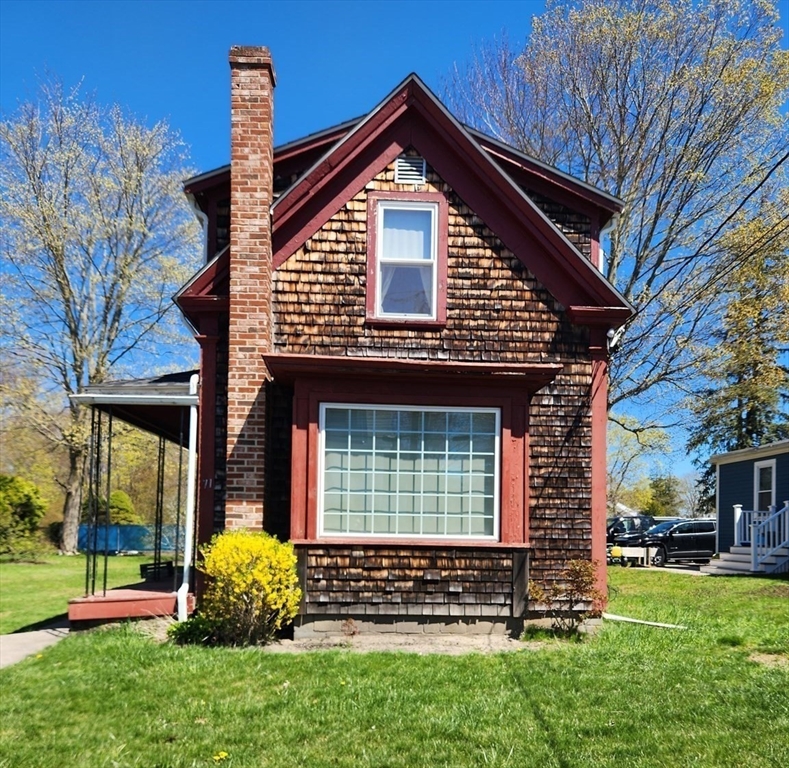 471 Union St, Rockland, Massachusetts, 3 Bedrooms Bedrooms, 6 Rooms Rooms,2 BathroomsBathrooms,Residential,For Sale,Union St,73516885