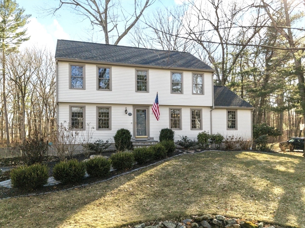 142 Abbott St, North Andover, Massachusetts, 4 Bedrooms Bedrooms, 10 Rooms Rooms,2.5 BathroomsBathrooms,Residential,For Sale,Abbott St,73494377