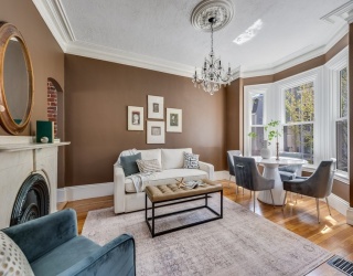 582 E 7th St, Boston, Massachusetts, 4 Bedrooms Bedrooms, 8 Rooms Rooms,2.5 BathroomsBathrooms,Residential,For Sale,E 7th St,73516922