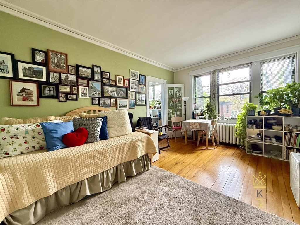 124 Babcock St, Brookline, Massachusetts, 1 Bedroom Bedrooms, 5 Rooms Rooms,1 BathroomBathrooms,Residential Lease,For Rent,Babcock St,73516923