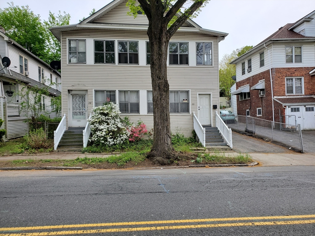 75-77 Orange St, Springfield, Massachusetts, 6 Bedrooms Bedrooms, 10 Rooms Rooms,2 BathroomsBathrooms,Residential Income,For Sale,Orange St,73516974