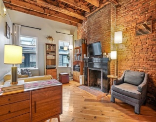 1 Goodwin Place, Boston, Massachusetts, 2 Bedrooms Bedrooms, 5 Rooms Rooms,1 BathroomBathrooms,Residential Lease,For Rent,Goodwin Place,73516977