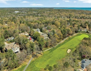 133 Walton Heath Way, Mashpee, Massachusetts, 3 Bedrooms Bedrooms, 6 Rooms Rooms,2 BathroomsBathrooms,Residential,For Sale,Walton Heath Way,73516995