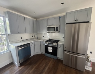 10 Hunting St, Cambridge, Massachusetts, 2 Bedrooms Bedrooms, 4 Rooms Rooms,1 BathroomBathrooms,Residential Lease,For Rent,Hunting St,73517024