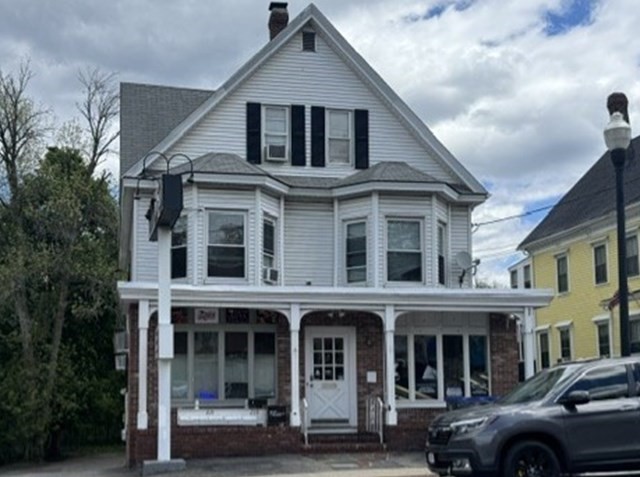 219 Broadway, Methuen, Massachusetts, ,Commercial Lease,For Rent,Broadway,73517029