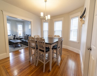 22 Dearborn St., Medford, Massachusetts, 3 Bedrooms Bedrooms, 7 Rooms Rooms,2 BathroomsBathrooms,Residential Lease,For Rent,Dearborn St.,73517209