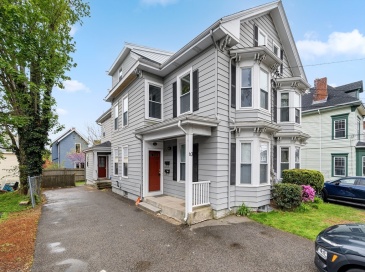 61-63 Church St, Watertown, Massachusetts, 4 Bedrooms Bedrooms, 6 Rooms Rooms,2 BathroomsBathrooms,Residential Lease,For Rent,Church St,73517037
