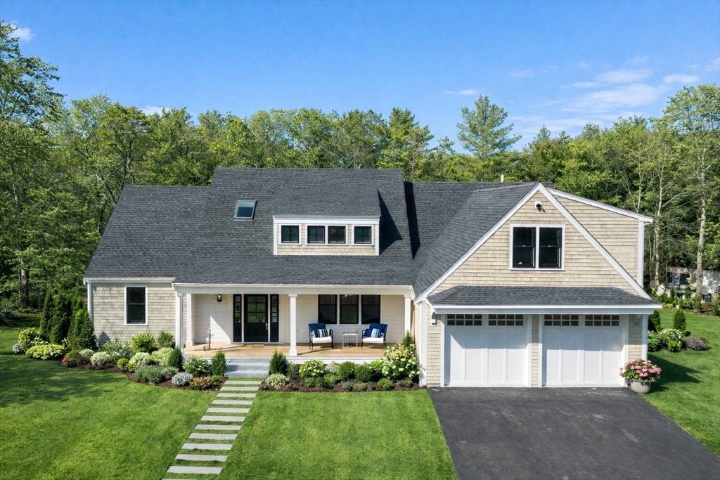 10 Dawson Way, Falmouth, Massachusetts, 4 Bedrooms Bedrooms, 12 Rooms Rooms,5.5 BathroomsBathrooms,Residential,For Sale,Dawson Way,73488795