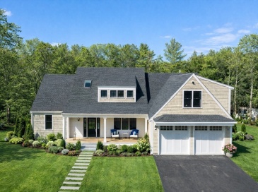 10 Dawson Way, Falmouth, Massachusetts, 4 Bedrooms Bedrooms, 12 Rooms Rooms,5.5 BathroomsBathrooms,Residential,For Sale,Dawson Way,73488795