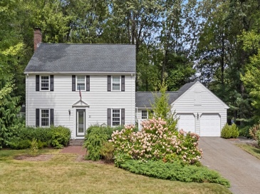 30 Forest Dr, Holden, Massachusetts, 3 Bedrooms Bedrooms, 8 Rooms Rooms,2.5 BathroomsBathrooms,Residential,For Sale,Forest Dr,73492572