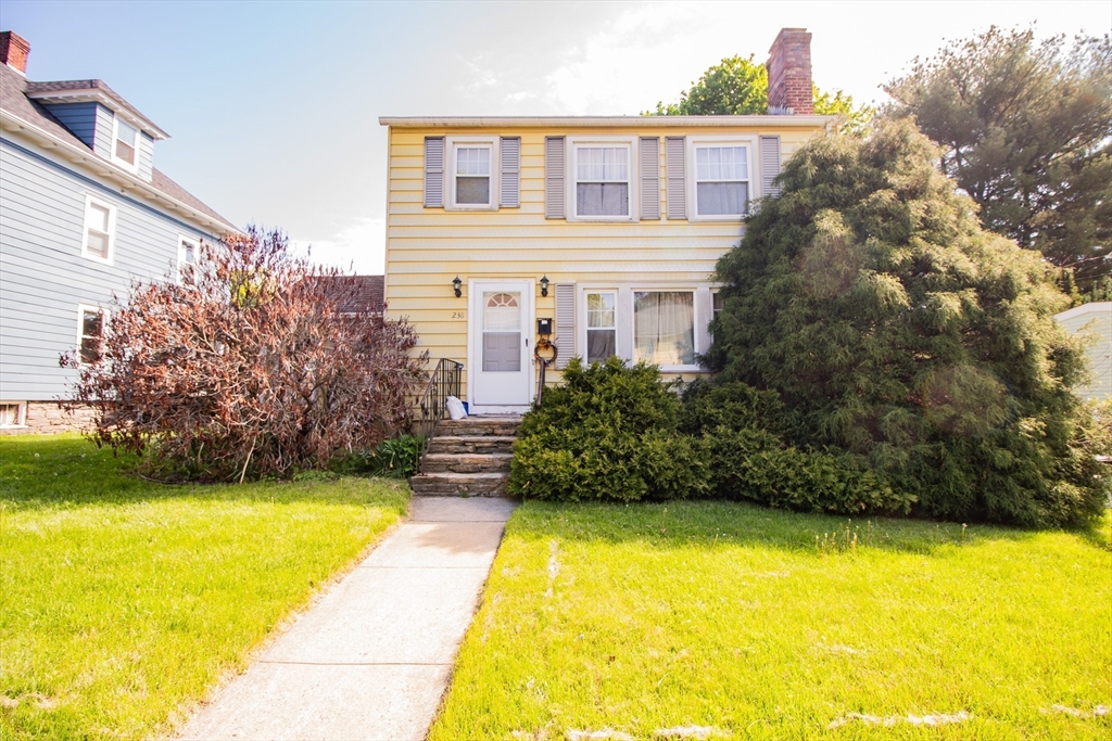 238 May St, Worcester, Massachusetts, 3 Bedrooms Bedrooms, 6 Rooms Rooms,1 BathroomBathrooms,Residential Lease,For Rent,May St,73517064