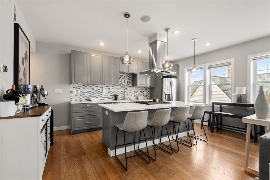 47 Sargent St, Boston, Massachusetts, 2 Bedrooms Bedrooms, 6 Rooms Rooms,2 BathroomsBathrooms,Residential Lease,For Rent,Sargent St,73517131