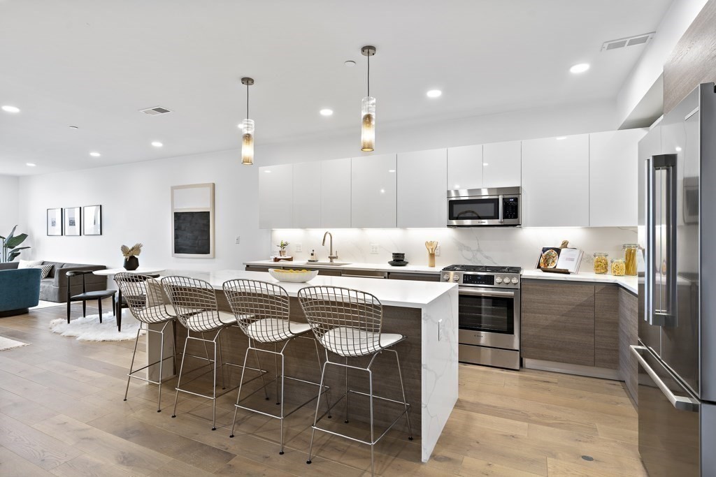 30 Penniman Rd, Boston, Massachusetts, 1 Bedroom Bedrooms, 3 Rooms Rooms,1 BathroomBathrooms,Residential Lease,For Rent,Penniman Rd,73517149