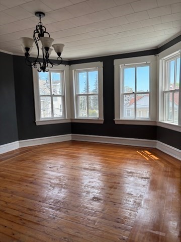 31 Choate St, Fall River, Massachusetts, 4 Bedrooms Bedrooms, 7 Rooms Rooms,1 BathroomBathrooms,Residential Lease,For Rent,Choate St,73517162