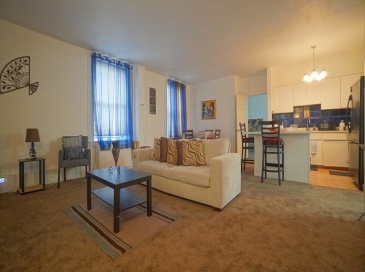 140 Chestnut St, Springfield, Massachusetts, 2 Bedrooms Bedrooms, 4 Rooms Rooms,2 BathroomsBathrooms,Residential,For Sale,Chestnut St,73517269