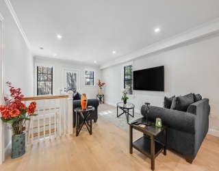 34 Perthshire, Boston, Massachusetts, 6 Bedrooms Bedrooms, 10 Rooms Rooms,3 BathroomsBathrooms,Residential Lease,For Rent,Perthshire,73517289