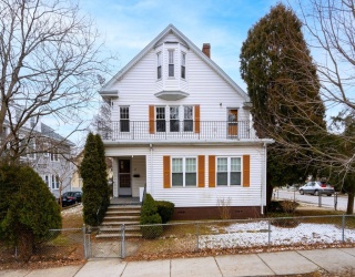 64 Commonwealth Rd, Watertown, Massachusetts, 7 Bedrooms Bedrooms, 16 Rooms Rooms,5 BathroomsBathrooms,Residential Income,For Sale,Commonwealth Rd,73517311