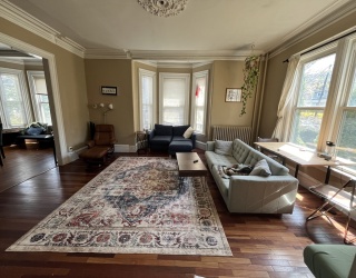 13 Sparhawk Street, Boston, Massachusetts, 4 Bedrooms Bedrooms, 7 Rooms Rooms,2 BathroomsBathrooms,Residential Lease,For Rent,Sparhawk Street,73517821