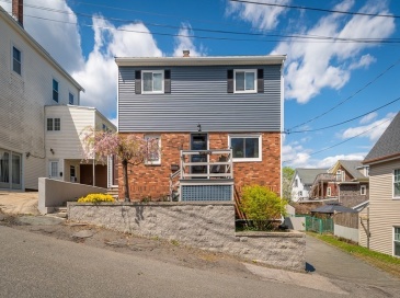 9 Alpine Ct, Gloucester, Massachusetts, 4 Bedrooms Bedrooms, 12 Rooms Rooms,3 BathroomsBathrooms,Residential Income,For Sale,Alpine Ct,73517836