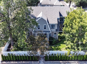 57 Walnut St, Newton, Massachusetts, 4 Bedrooms Bedrooms, 10 Rooms Rooms,5 BathroomsBathrooms,Residential,For Sale,Walnut St,73517628