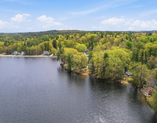 32 Hemlock Drive, Lunenburg, Massachusetts, 2 Bedrooms Bedrooms, 5 Rooms Rooms,1 BathroomBathrooms,Residential,For Sale,Hemlock Drive,73517645