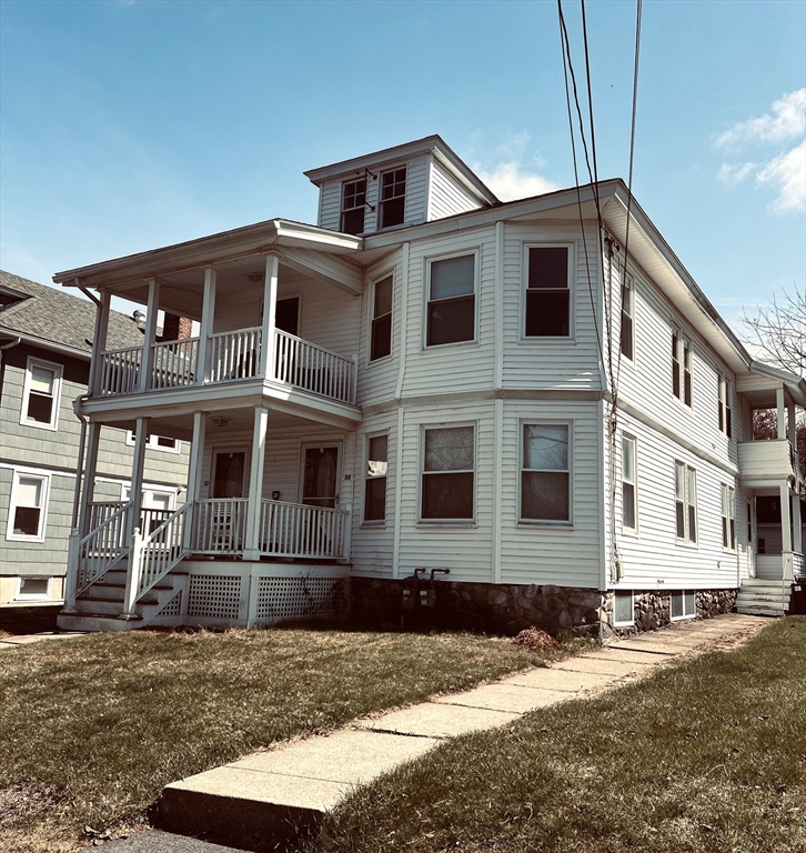 54 Lincoln St, North Andover, Massachusetts, 2 Bedrooms Bedrooms, 5 Rooms Rooms,1 BathroomBathrooms,Residential Lease,For Rent,Lincoln St,73517656