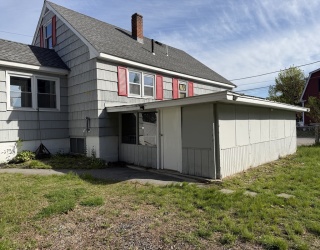 89 Bunker Hill Ave, Lowell, Massachusetts, 4 Bedrooms Bedrooms, 6 Rooms Rooms,1 BathroomBathrooms,Residential Lease,For Rent,Bunker Hill Ave,73517852