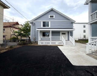 8 Brookfield St, Lawrence, Massachusetts, 3 Bedrooms Bedrooms, 9 Rooms Rooms,2.5 BathroomsBathrooms,Residential,For Sale,Brookfield St,73517856