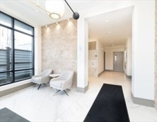 214 Market St, Boston, Massachusetts, 2 Bedrooms Bedrooms, 4 Rooms Rooms,1 BathroomBathrooms,Residential Lease,For Rent,Market St,73517652