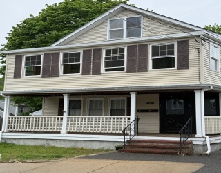21-23 Rendall Place, Melrose, Massachusetts, 4 Bedrooms Bedrooms, 8 Rooms Rooms,2 BathroomsBathrooms,Residential Lease,For Rent,Rendall Place,73517876