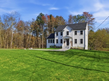 1 Smith Rd, Sutton, Massachusetts, 4 Bedrooms Bedrooms, 9 Rooms Rooms,3 BathroomsBathrooms,Residential,For Sale,Smith Rd,73517886