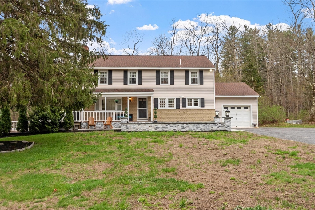 279 Redemption Rock Trl, Sterling, Massachusetts, 3 Bedrooms Bedrooms, 7 Rooms Rooms,2 BathroomsBathrooms,Residential,For Sale,Redemption Rock Trl,73506605