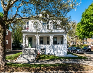 601-603 Main Street, Watertown, Massachusetts, 5 Bedrooms Bedrooms, 11 Rooms Rooms,2 BathroomsBathrooms,Residential Income,For Sale,Main Street,73517705