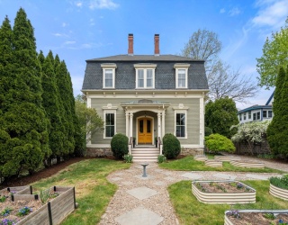 3 Vermont St, Boston, Massachusetts, 4 Bedrooms Bedrooms, 10 Rooms Rooms,1.5 BathroomsBathrooms,Residential,For Sale,Vermont St,73517440