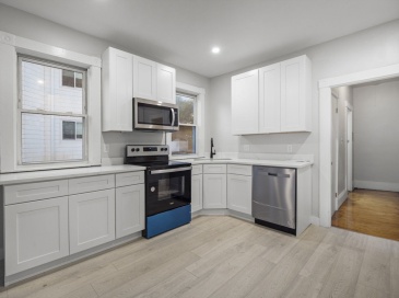 149 Mountain Ave, Revere, Massachusetts, 8 Bedrooms Bedrooms, 14 Rooms Rooms,3 BathroomsBathrooms,Residential Income,For Sale,Mountain Ave,73517326