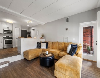 160 Burkhall St, Weymouth, Massachusetts, 1 Bedroom Bedrooms, 3 Rooms Rooms,1 BathroomBathrooms,Residential Lease,For Rent,Burkhall St,73517761