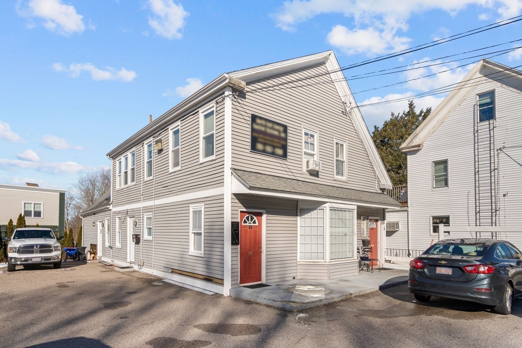 148 N Franklin, Holbrook, Massachusetts, 4 Bedrooms Bedrooms, 5 Rooms Rooms,3 BathroomsBathrooms,Residential Income,For Sale,N Franklin,73517702