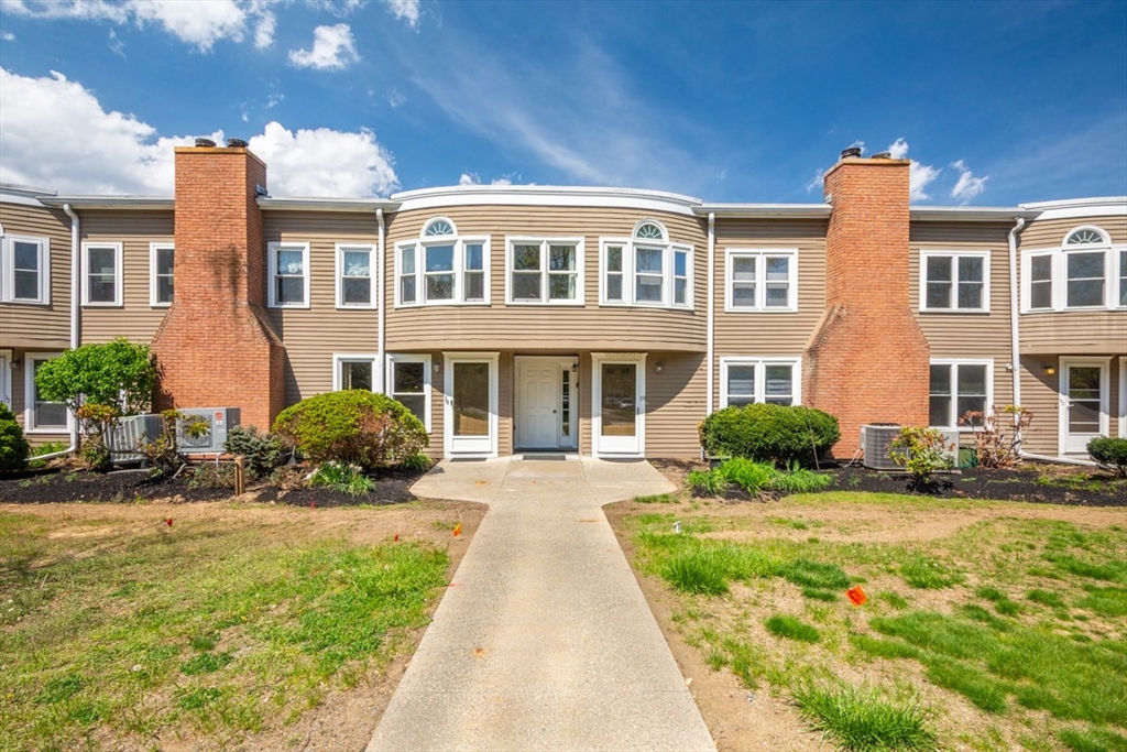 75 Page Rd, Bedford, Massachusetts, 3 Bedrooms Bedrooms, 6 Rooms Rooms,2.5 BathroomsBathrooms,Residential,For Sale,Page Rd,73517161