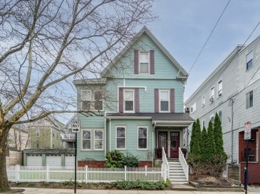 44 Albion St, Somerville, Massachusetts, 1 Bedroom Bedrooms, 6 Rooms Rooms,1 BathroomBathrooms,Residential,For Sale,Albion St,73502896 44 Albion St, Somerville, Massachusetts, 1 Bedroom Bedrooms, 6 Rooms Rooms,1 BathroomBathrooms,Residential,For Sale,Albion St,73502896