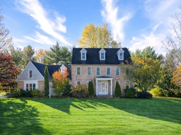 19 Brickyard Lane, Westborough, Massachusetts, 4 Bedrooms Bedrooms, 12 Rooms Rooms,3.5 BathroomsBathrooms,Residential,For Sale,Brickyard Lane,73491304