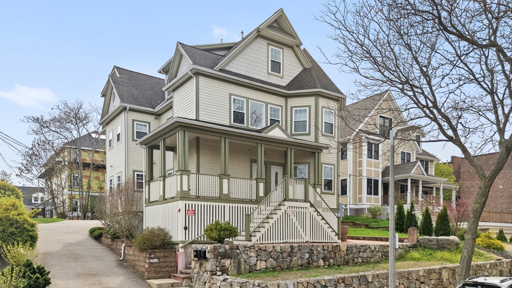 15 Millmont St, Boston, Massachusetts, 2 Bedrooms Bedrooms, 4 Rooms Rooms,1 BathroomBathrooms,Residential Lease,For Rent,Millmont St,73508538
