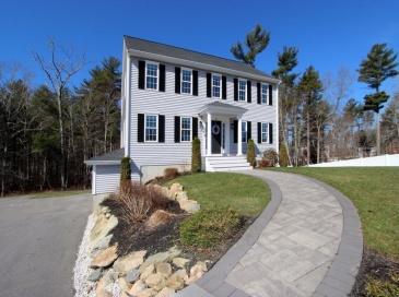 27 Pocksha Drive, Middleboro, Massachusetts, 3 Bedrooms Bedrooms, 7 Rooms Rooms,2.5 BathroomsBathrooms,Residential,For Sale,Pocksha Drive,73493597