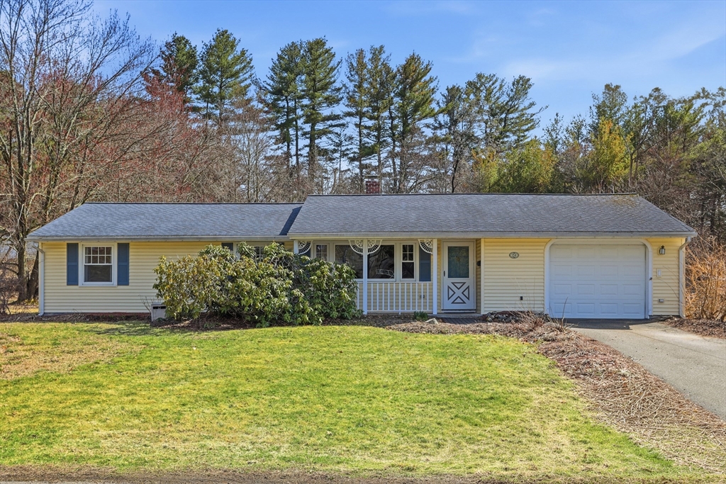 24 Clarissa Rd, Chelmsford, Massachusetts, 3 Bedrooms Bedrooms, 7 Rooms Rooms,1.5 BathroomsBathrooms,Residential,For Sale,Clarissa Rd,73497772