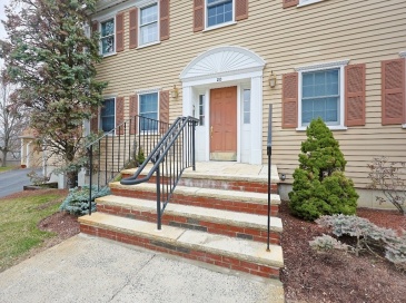 20-2 America Way, Salem, Massachusetts, 2 Bedrooms Bedrooms, 5 Rooms Rooms,2 BathroomsBathrooms,Residential,For Sale,America Way,73487171