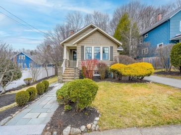 4 Wescott Rd, Stoneham, Massachusetts, 3 Bedrooms Bedrooms, 6 Rooms Rooms,2 BathroomsBathrooms,Residential,For Sale,Wescott Rd,73490201 4 Wescott Rd, Stoneham, Massachusetts, 3 Bedrooms Bedrooms, 6 Rooms Rooms,2 BathroomsBathrooms,Residential,For Sale,Wescott Rd,73490201
